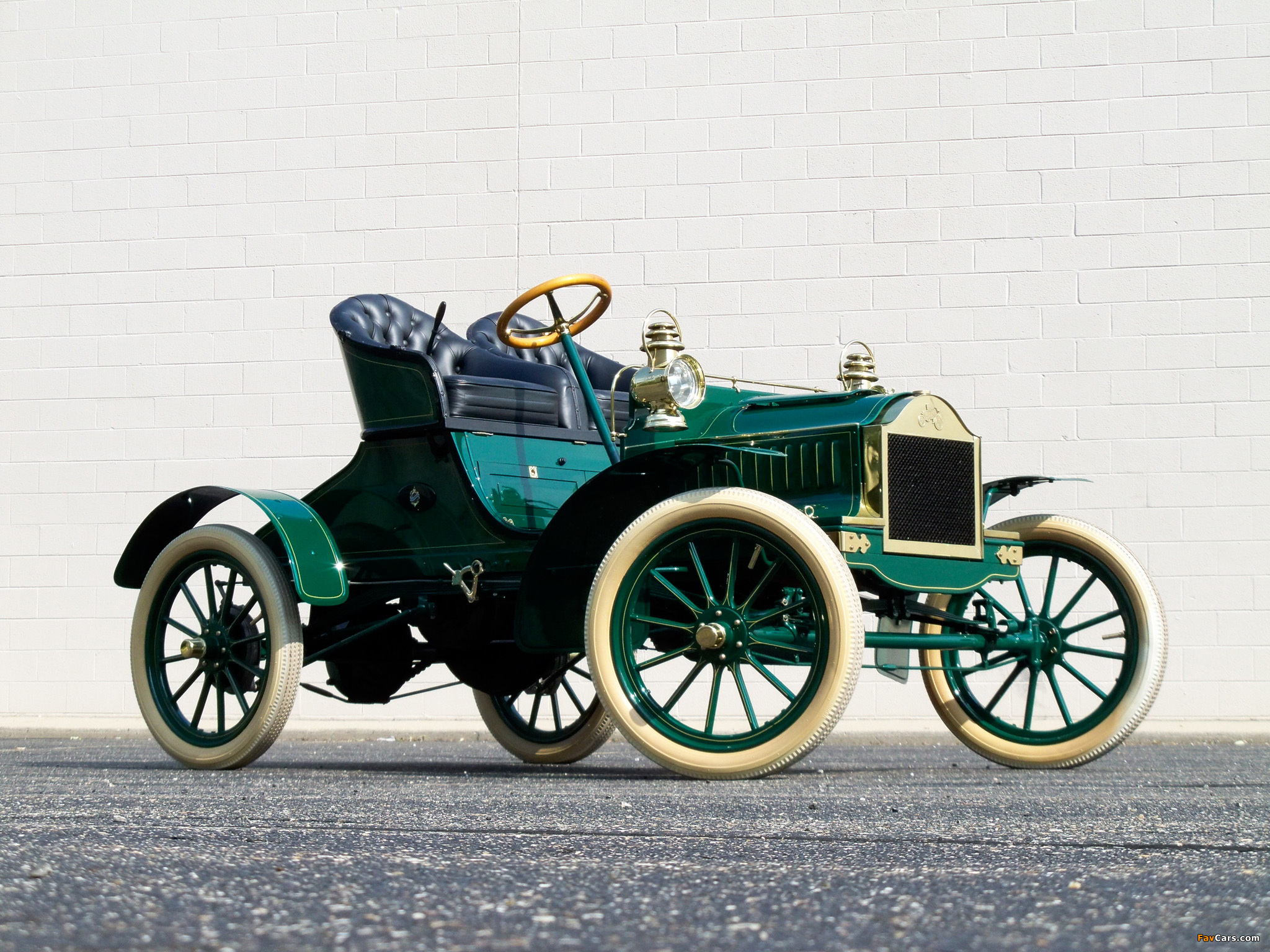 Images of Oldsmobile French Front Touring Runabout 1904 (2048 x 1536)