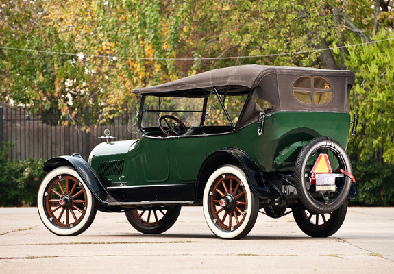 Oldsmobile Model 45 Touring 1917–18 images