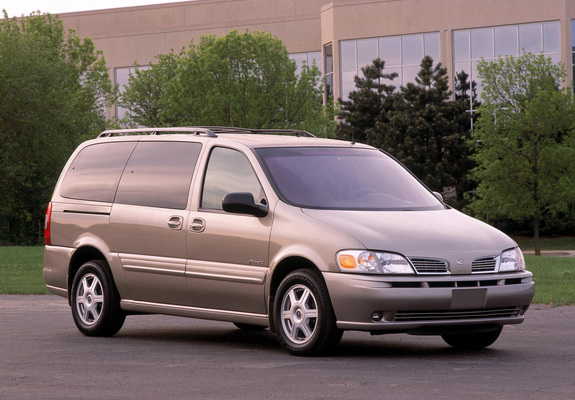 Oldsmobile Silhouette 1996–2004 images