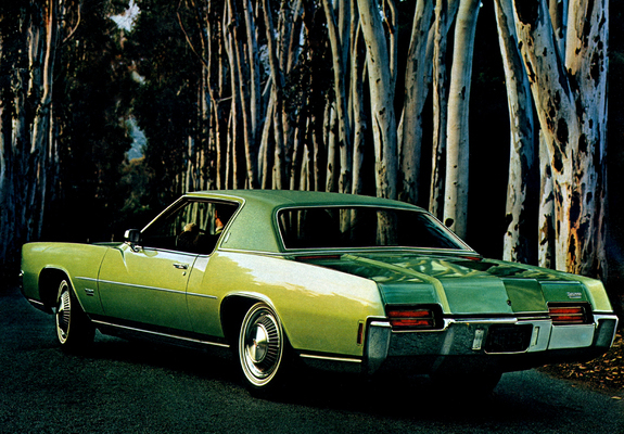 Oldsmobile Toronado (Y57) 1972 wallpapers
