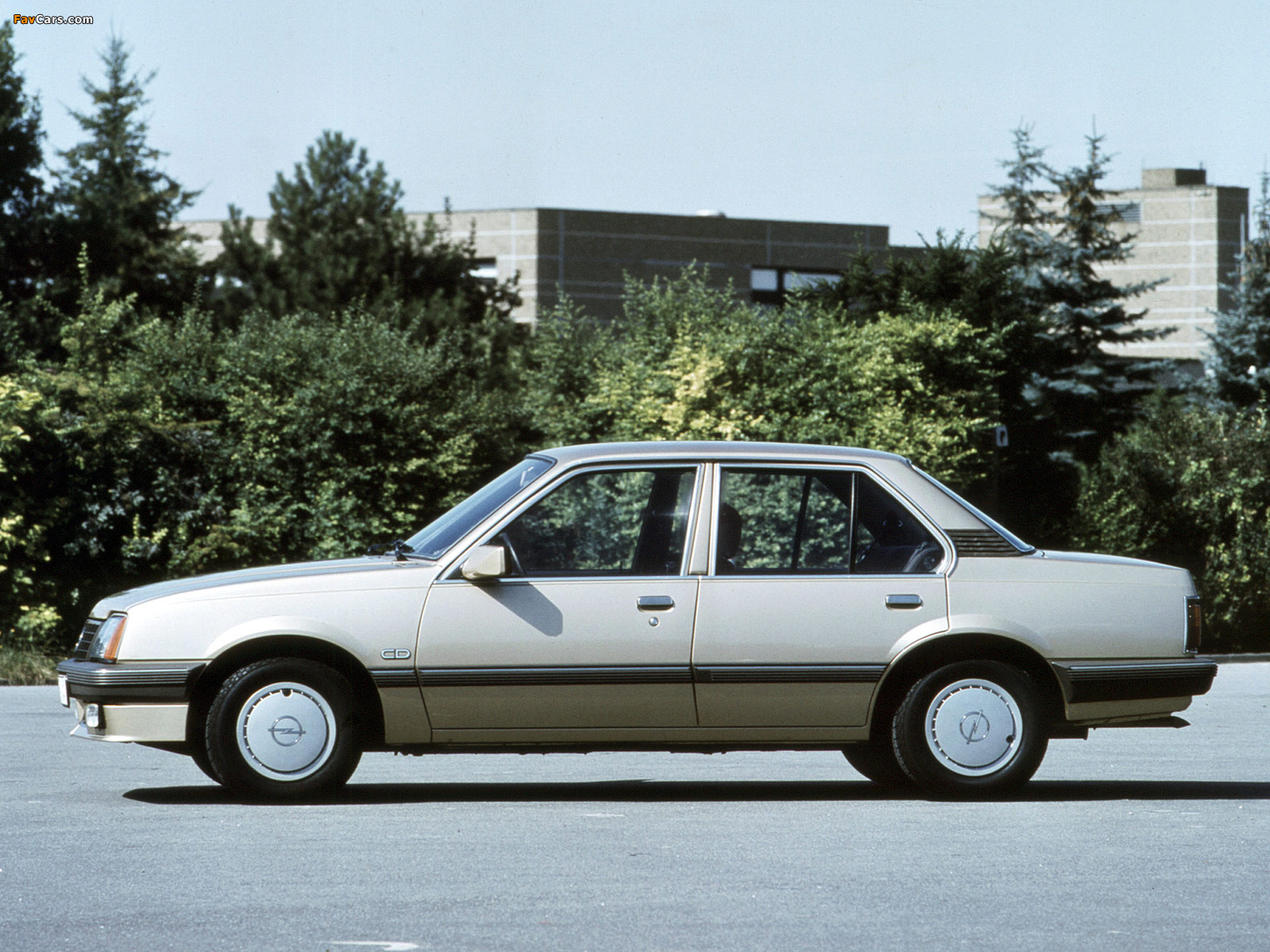 Opel Ascona CD (C1) 1983–84 pictures (1600 x 1200)