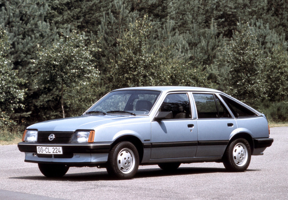 Photos of Opel Ascona CC (C1) 1981–84