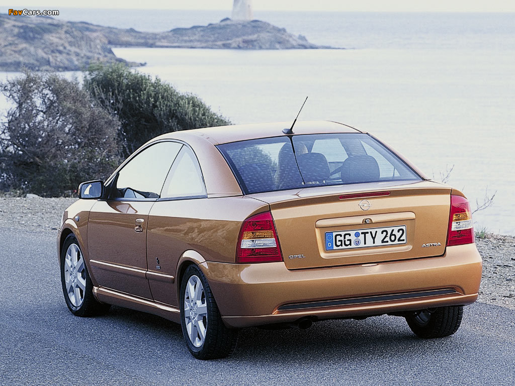Images of Opel Astra Coupe (G) 2000–04 (1024 x 768)
