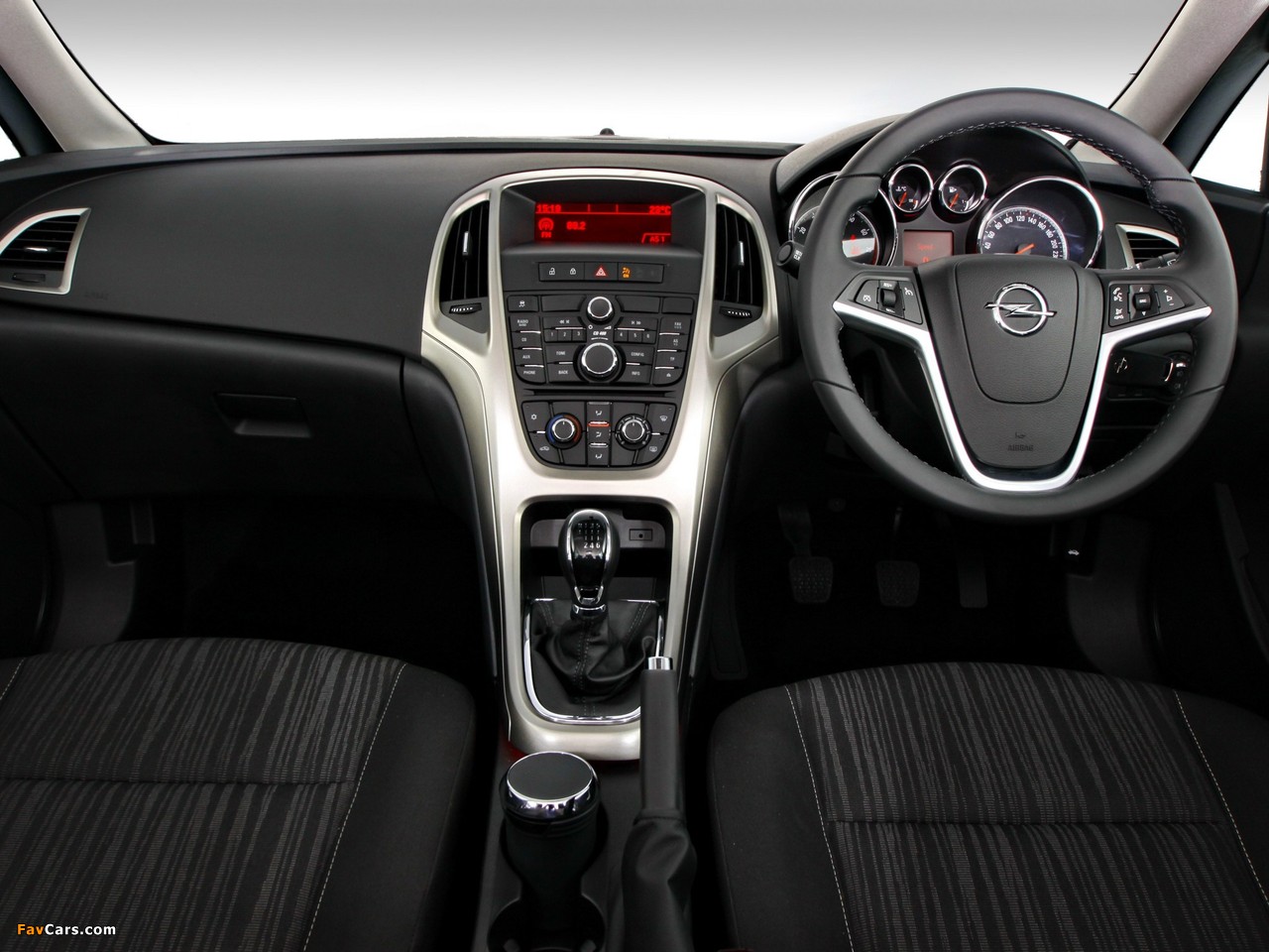 Images of Opel Astra 5-door ZA-spec (J) 2010 (1280 x 960)