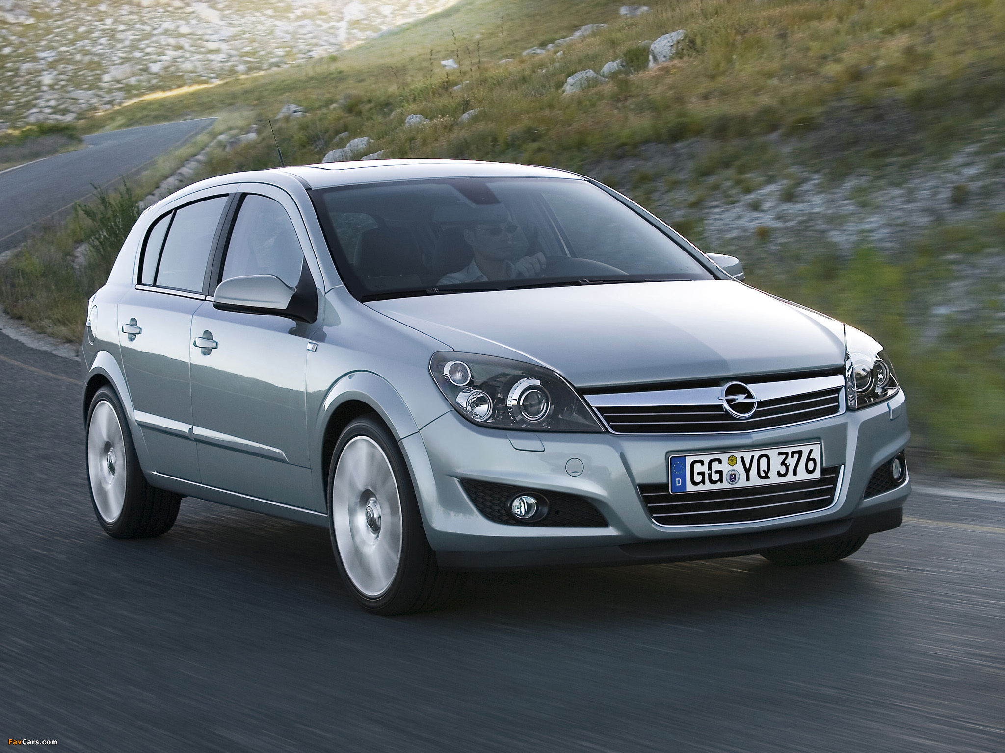 Opel Astra Hatchback (H) 2007 photos (2048 x 1536)