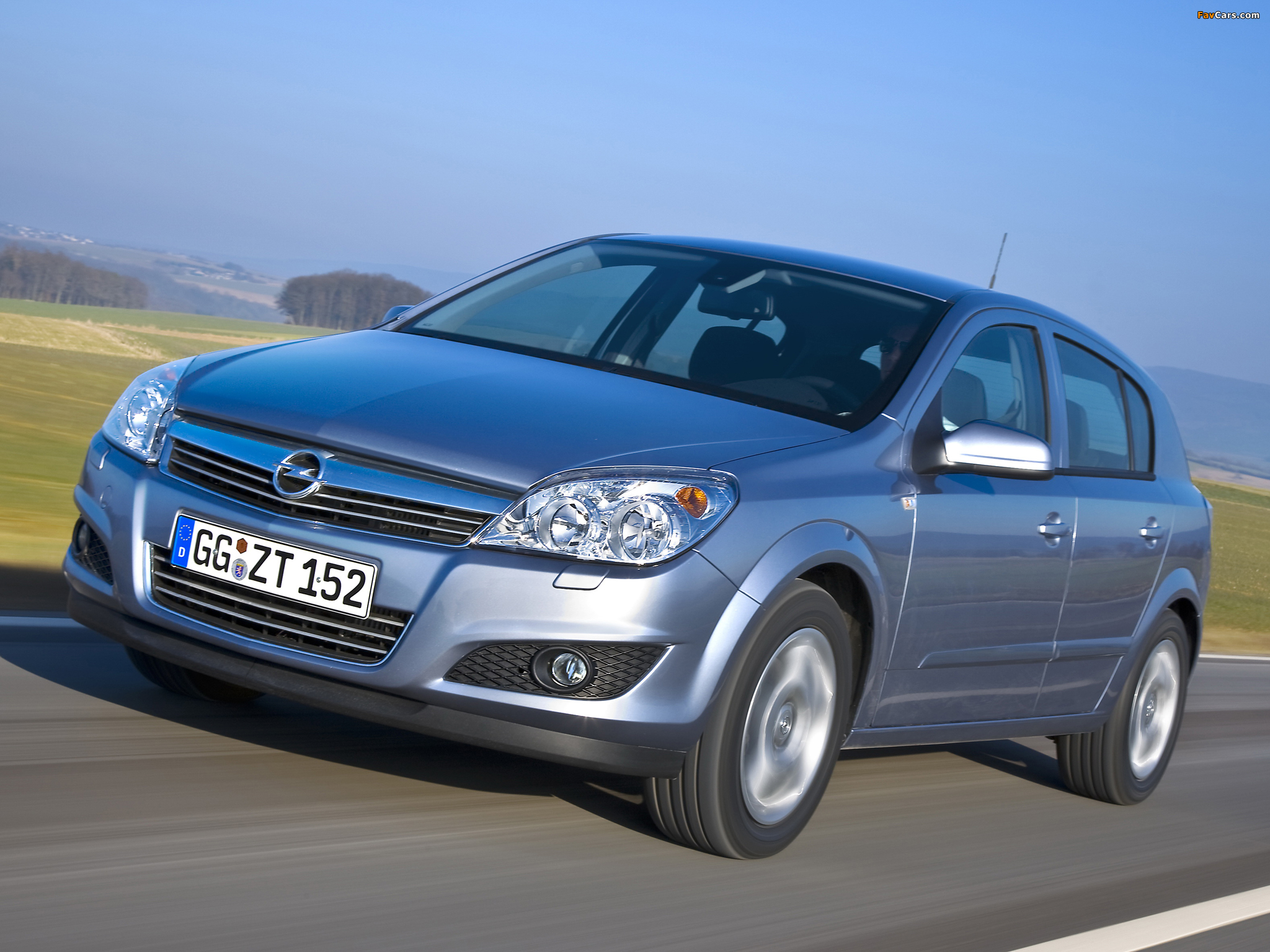 Photos of Opel Astra Hatchback (H) 2007 (2048 x 1536)