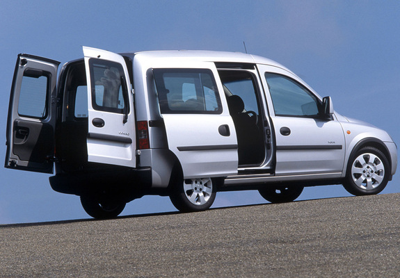 Pictures of Opel Combo Tour (C) 2005–11