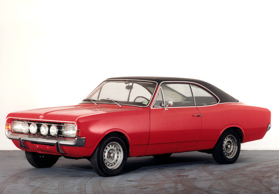 Pictures of Opel Commodore GS/E Coupe (A) 1967–71