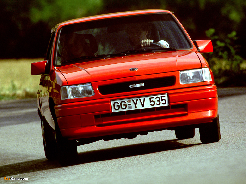 Images of Opel Corsa GSi (A) 1990–93 (1024 x 768)