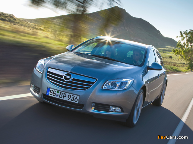 Opel Insignia Sports Tourer 2008–13 pictures (640 x 480)