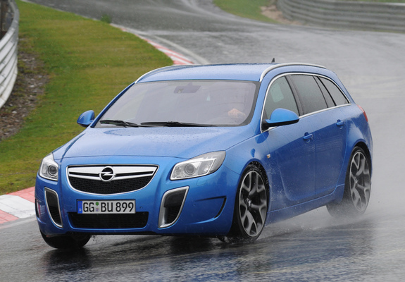 Opel Insignia OPC Sports Tourer 2009–13 images