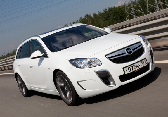 Opel Insignia OPC Sports Tourer 2009–13 pictures