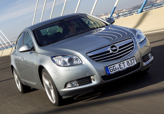 Pictures of Opel Insignia BiTurbo 2012–13
