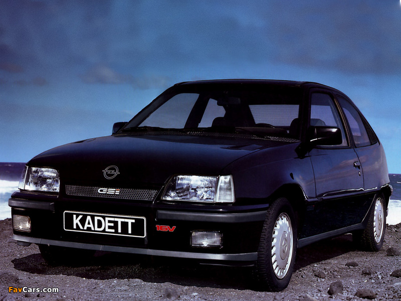 Images of Opel Kadett GSi 16V 3-door (E) 1988–91 (800 x 600)