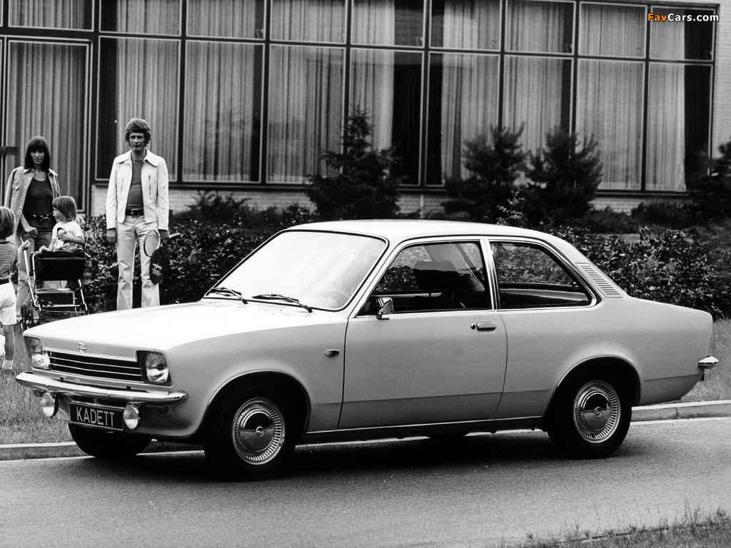 Opel Kadett 2-door Sedan (C) 1973–77 images (1024 x 768)