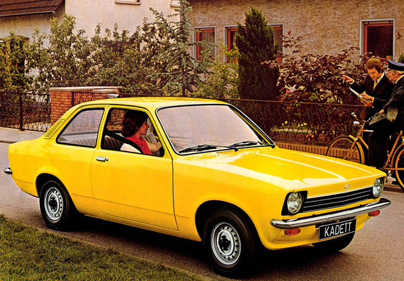 Opel Kadett 2-door Sedan (C) 1973–77 images