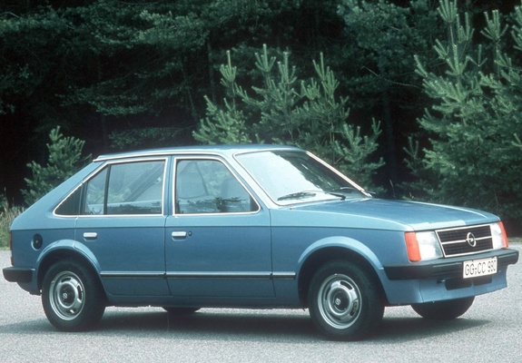 Opel Kadett 5-door (D) 1979–84 images