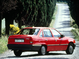 Opel Kadett Sedan (E) 1984–89 images
