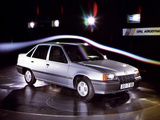 Opel Kadett Sedan (E) 1984–89 pictures