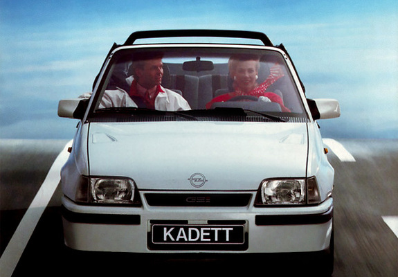 Pictures of Opel Kadett GSi Cabrio (E) 1986–90