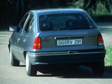 Pictures of Opel Kadett 5-door (E) 1989–91