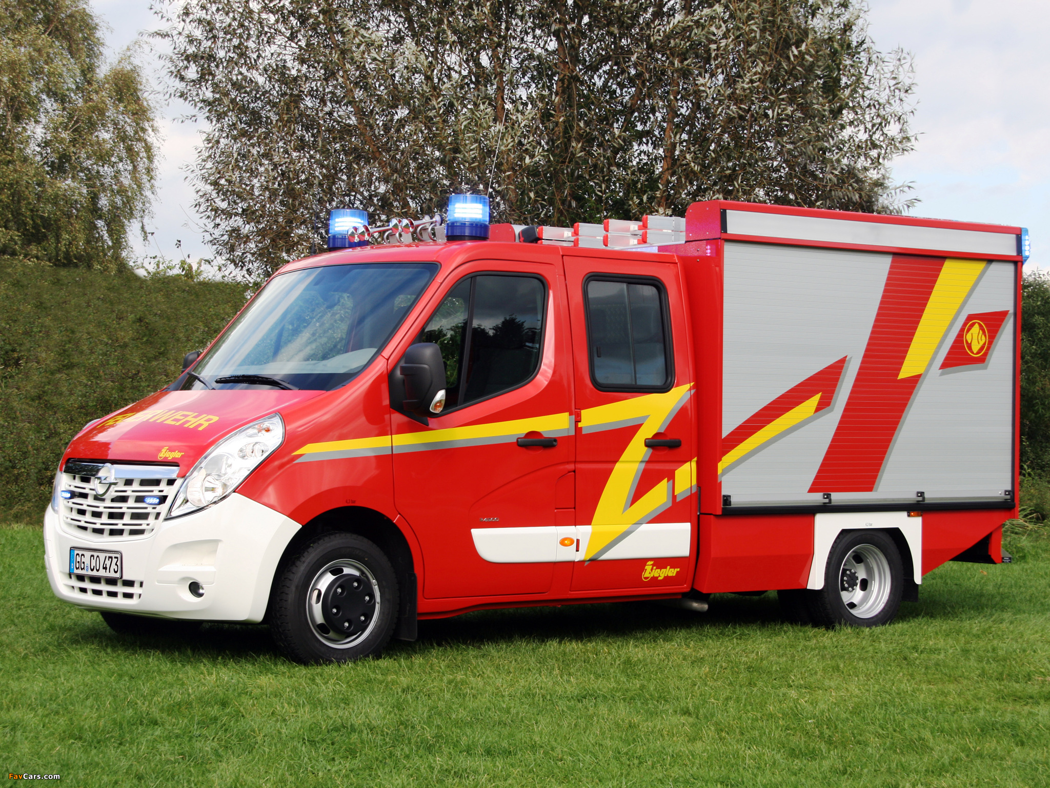 Images of Opel Movano Double Cab Feuerwehr 2010 (2048 x 1536)