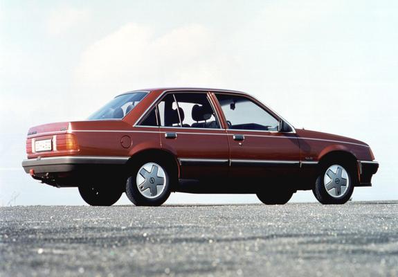 Photos of Opel Rekord (E2) 1982–86