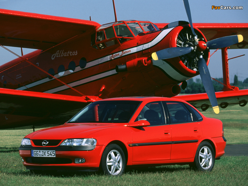 Images of Opel Vectra Sedan (B) 1995–99 (800 x 600)