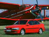 Images of Opel Vectra Sedan (B) 1995–99