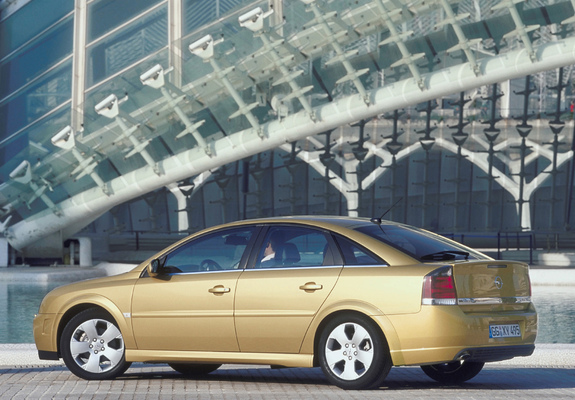 Opel Vectra GTS (C) 2002–05 images