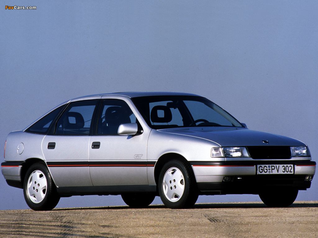 Pictures of Opel Vectra GT Hatchback (A) 1988–92 (1024 x 768)