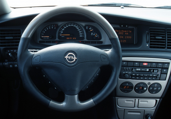 Pictures of Opel Vectra i500 (B) 1998–2000