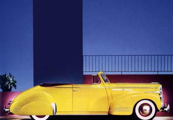 Photos of Packard 120 Convertible Coupe (2021-1599) 1942