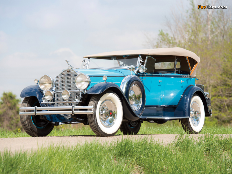 Photos of 1930 Packard Custom Eight Sport Phaeton (740-441) 1929–30 (800 x 600)