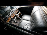 Images of 1930 Packard Deluxe Eight All-Weather Town Car by LeBaron (745)
