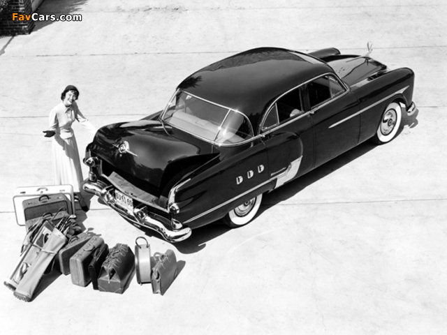 Photos of Packard Patrician 400 Sedan 1951 (640 x 480)