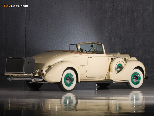 Pictures of Packard Super Eight Convertible Coupe (1604-1119) 1938 (640 x 480)