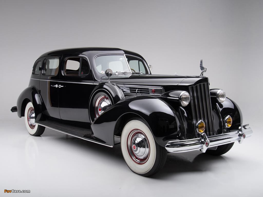 Pictures of Packard Super Eight Touring Sedan (1703-1272) 1939 (1024 x 768)