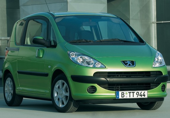 Peugeot 1007 2005–09 pictures