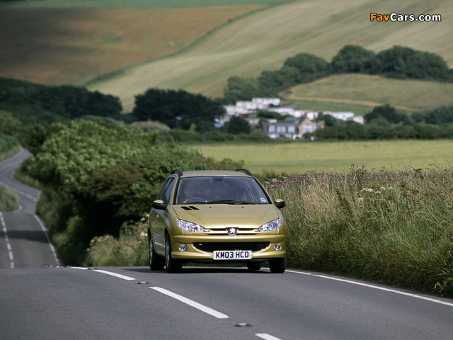 Peugeot 206 SW UK-spec 2002–06 wallpapers (640 x 480)