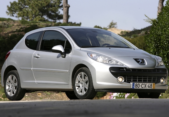 Peugeot 207 3-door 2006–09 pictures