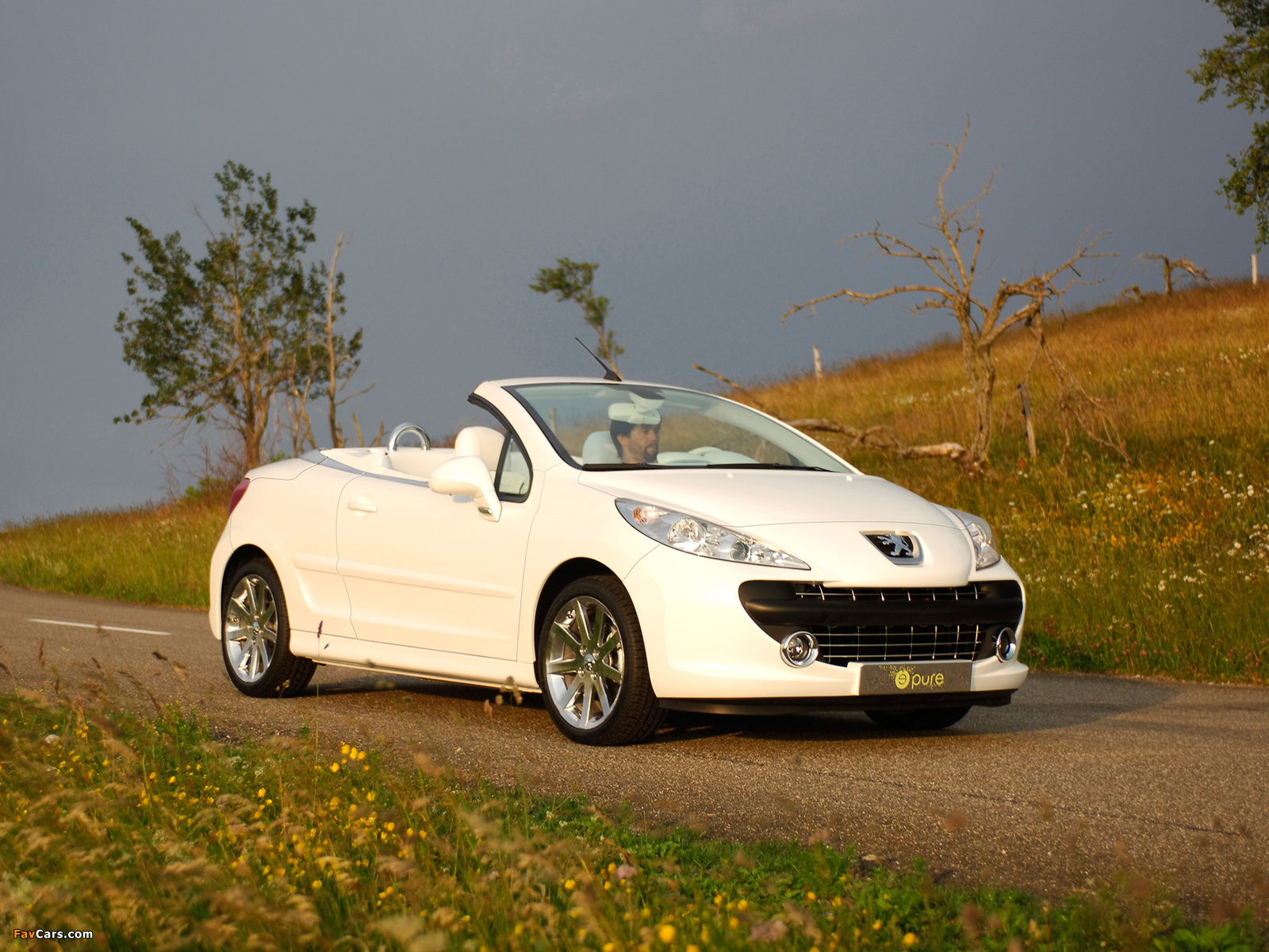 Peugeot 207 Epure Concept 2006 wallpapers (1600 x 1200)