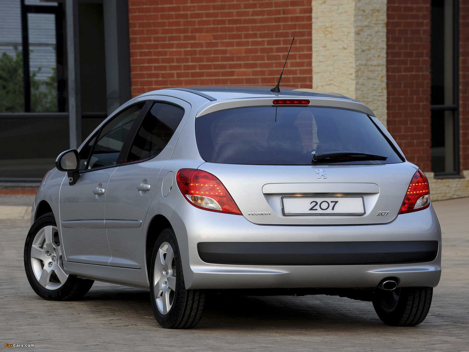 Peugeot 207 5-door ZA-spec 2009–12 pictures (1600 x 1200)