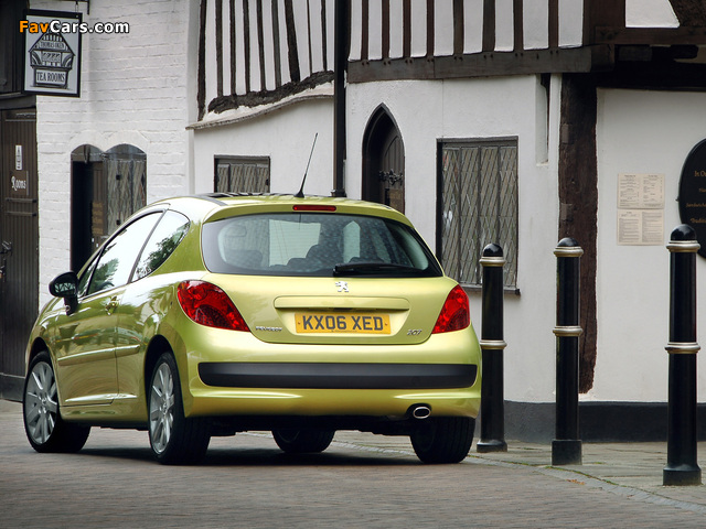 Photos of Peugeot 207 3-door UK-spec 2006–09 (640 x 480)