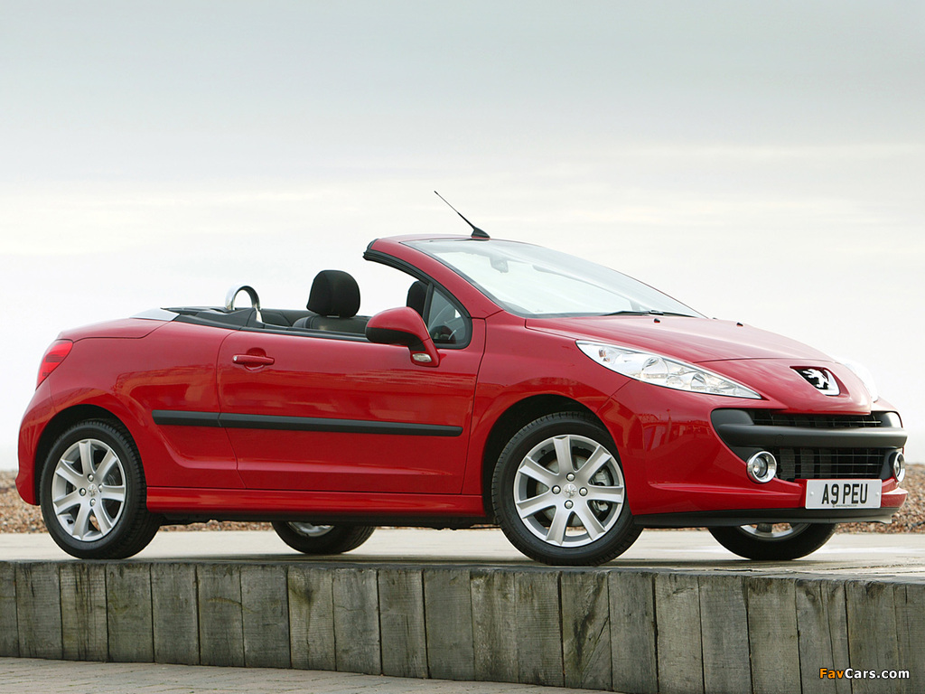 Photos of Peugeot 207 CC UK-spec 2007–09 (1024 x 768)