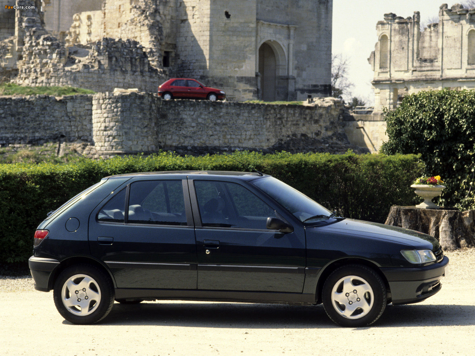 Peugeot 306 5-door 1993–97 wallpapers (1600 x 1200)