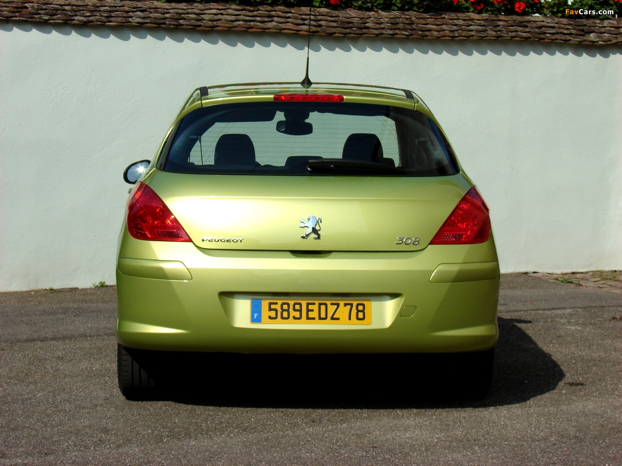 Images of Peugeot 308 5-door 2007–11 (1280 x 960)