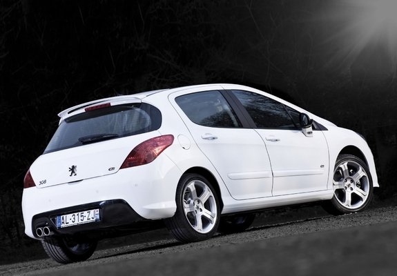 Peugeot 308 GTi 2010–11 pictures