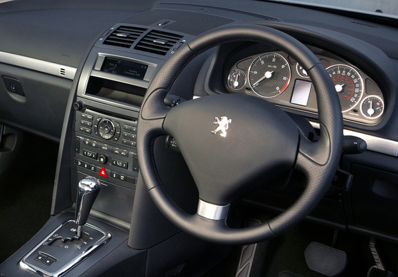 Photos of Peugeot 407 Coupé UK-spec 2005–11