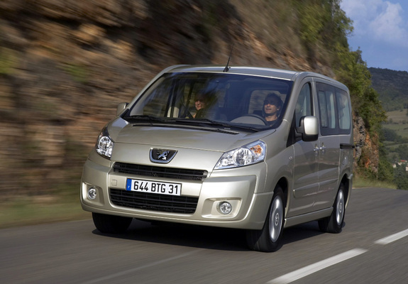 Peugeot Expert Tepee 2007–12 pictures
